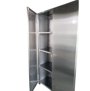 Armário de aço inox: por que investir? Conheça os benefícios!