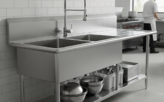 O que a ANVISA exige de uma pia em inox para cozinha industrial?